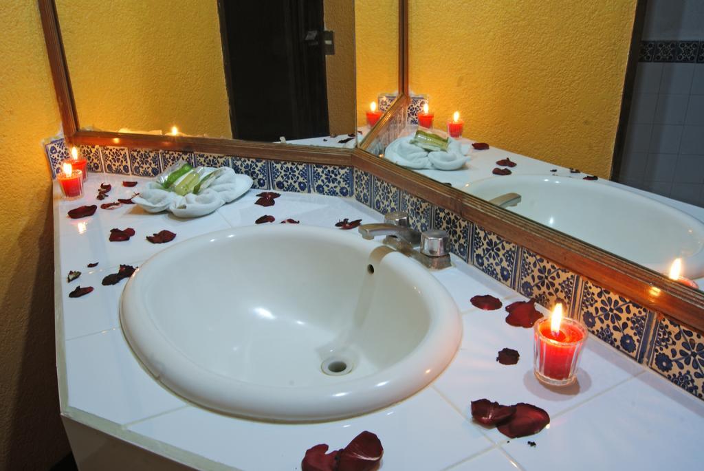 Hotel Plaza Santo Domingo San Cristóbal de Las Casas Стая снимка