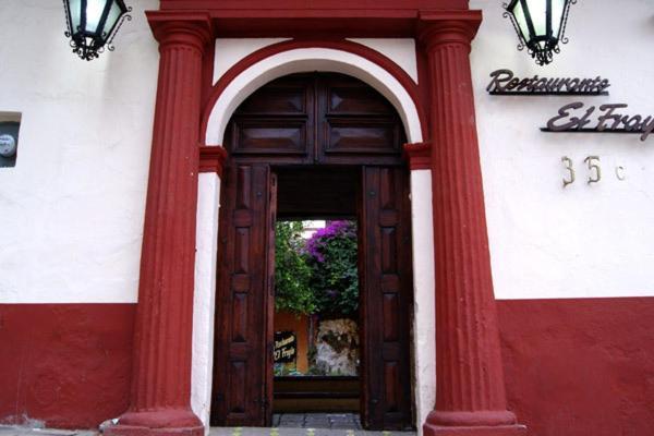 Hotel Plaza Santo Domingo San Cristóbal de Las Casas Екстериор снимка