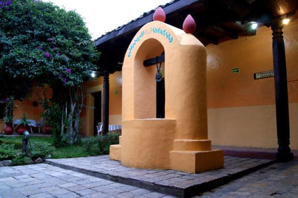 Hotel Plaza Santo Domingo San Cristóbal de Las Casas Екстериор снимка