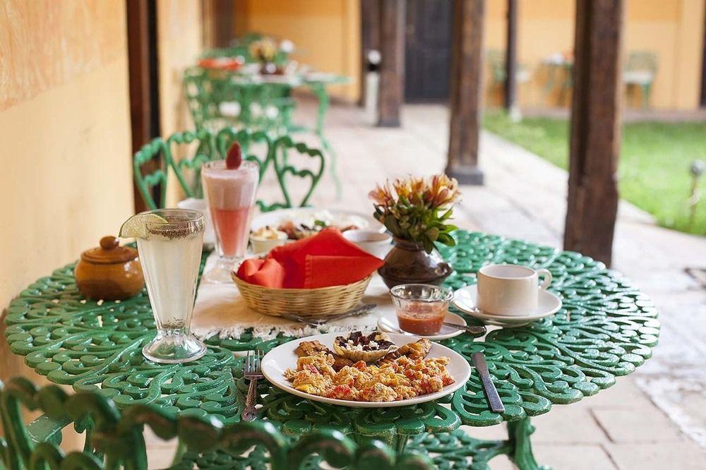 Hotel Plaza Santo Domingo San Cristóbal de Las Casas Екстериор снимка
