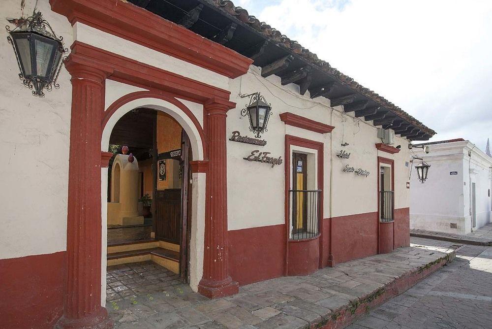 Hotel Plaza Santo Domingo San Cristóbal de Las Casas Екстериор снимка