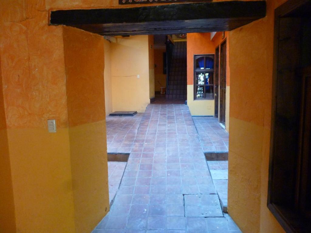 Hotel Plaza Santo Domingo San Cristóbal de Las Casas Стая снимка