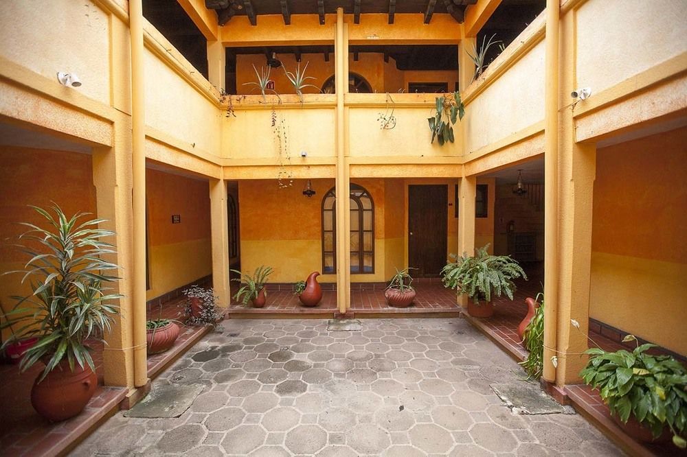 Hotel Plaza Santo Domingo San Cristóbal de Las Casas Екстериор снимка
