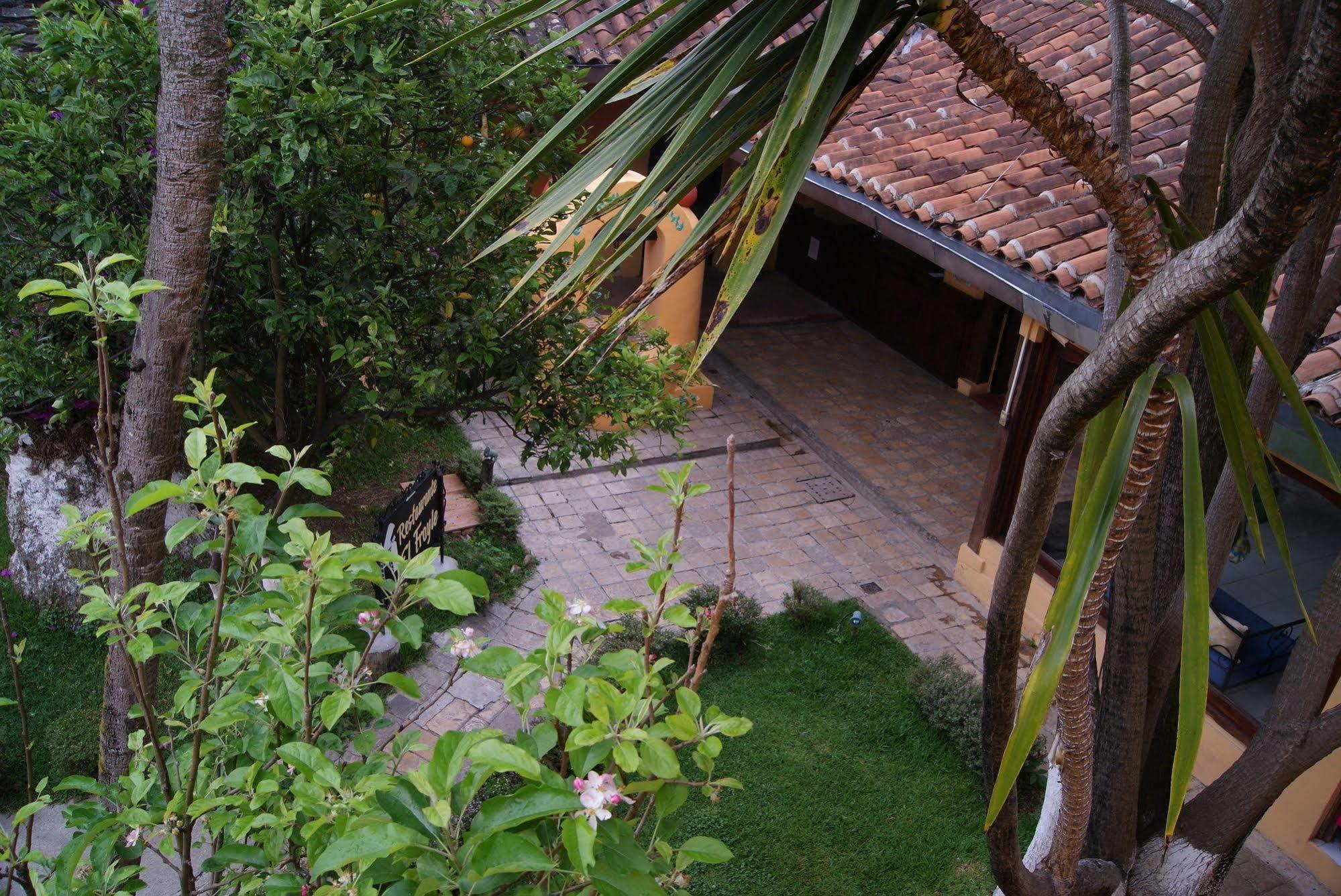 Hotel Plaza Santo Domingo San Cristóbal de Las Casas Екстериор снимка