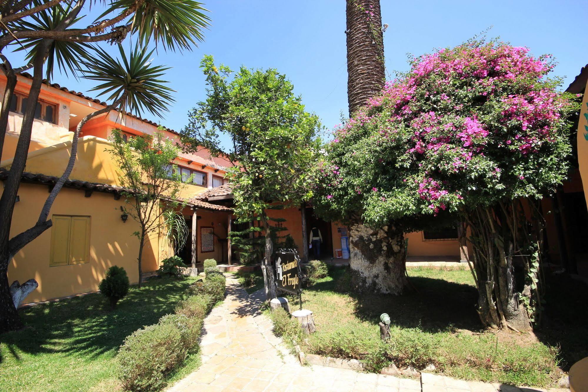 Hotel Plaza Santo Domingo San Cristóbal de Las Casas Екстериор снимка